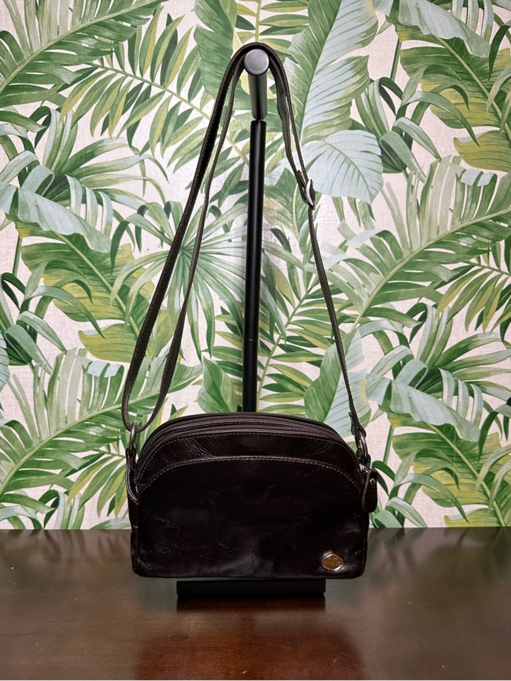 Vtg The Trend Multi Compartment Compact Dark Brown Leather Crossbody